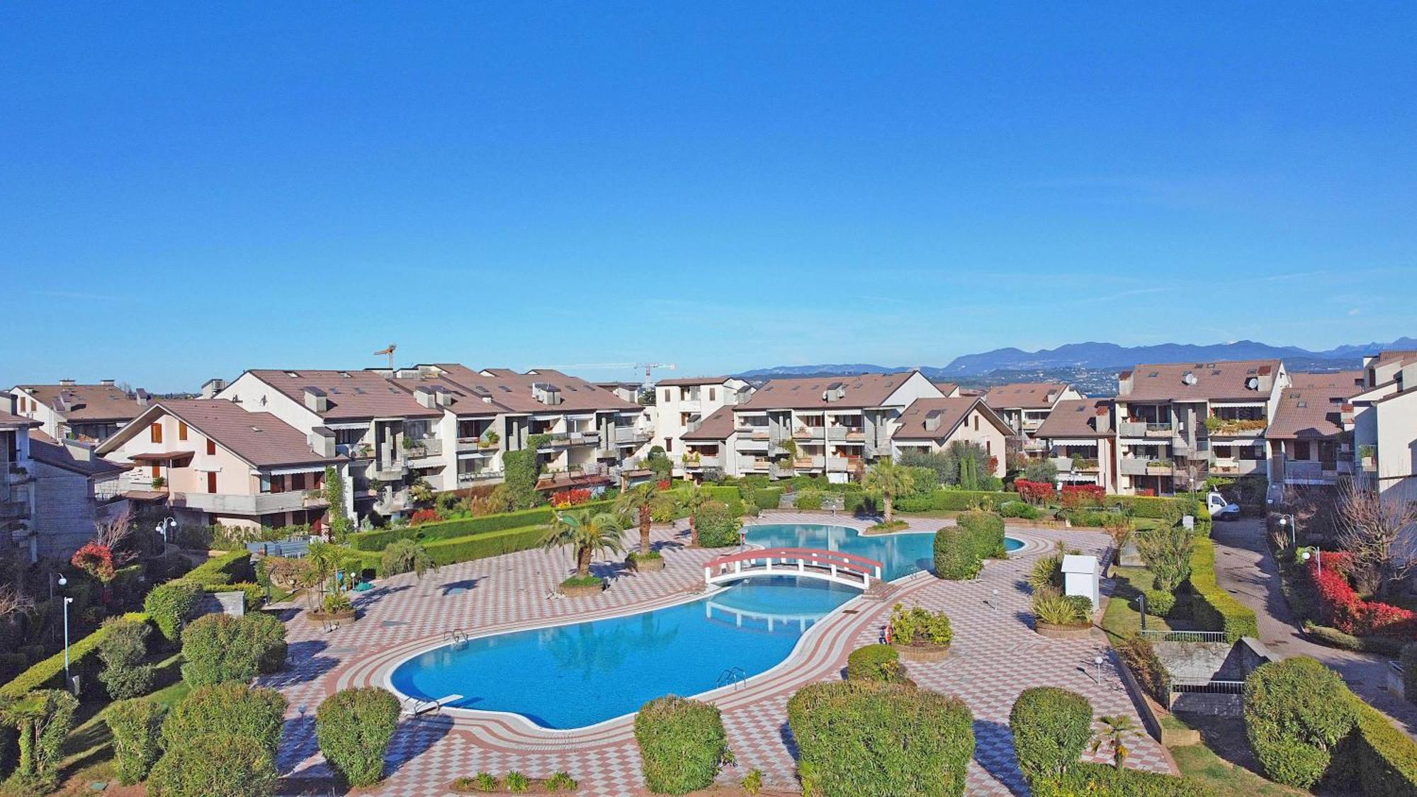 I Ciliegi 1-09 Con Piscina By Wonderful Italy Apartment Desenzano del Garda Luaran gambar