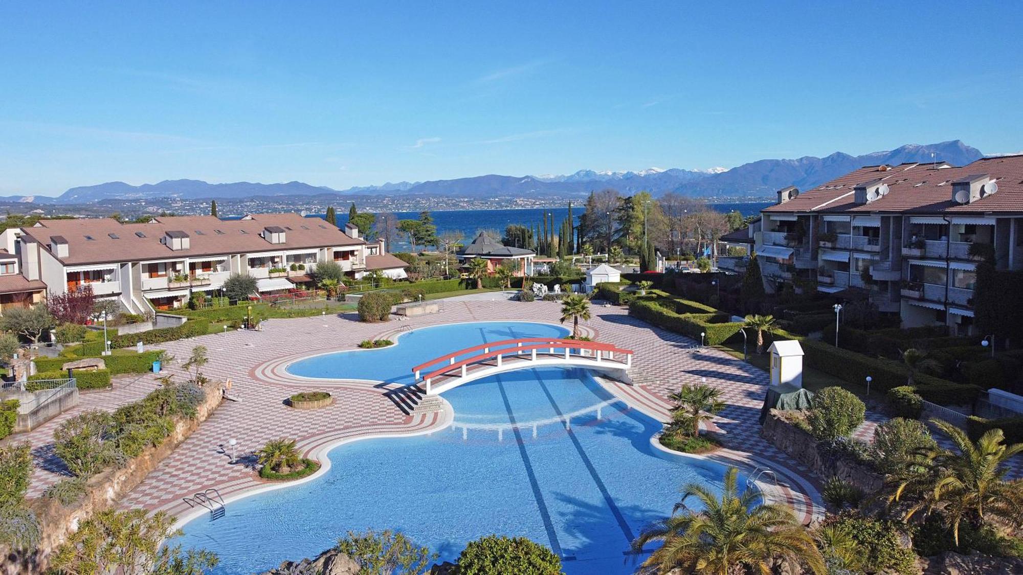 I Ciliegi 1-09 Con Piscina By Wonderful Italy Apartment Desenzano del Garda Luaran gambar